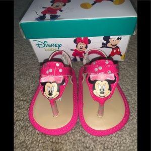 Girls Minnie Mouse sandals size 1 NWT